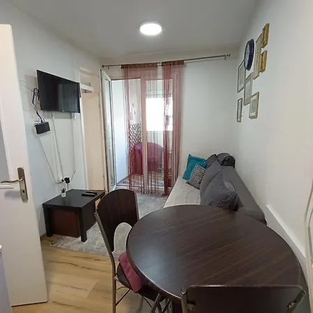 Апартаменты Maja *